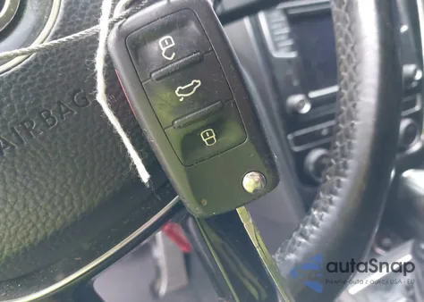 2018 Volkswagen Passat 2.0T R-Line/2.0T S from USA, damaged, VIN 1VWAA7A39JC007643